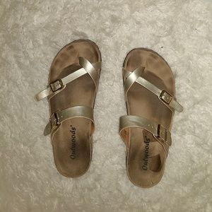 Cross toe "Birkenstock" style sandal